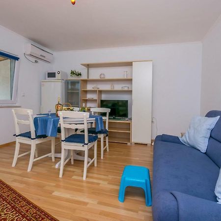 Apartment Pava Rogoznica  Bagian luar foto