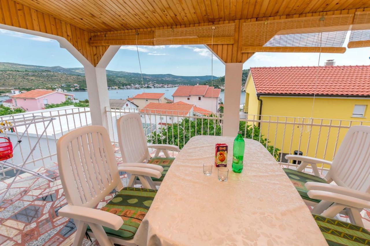 Apartment Pava Rogoznica  Bagian luar foto
